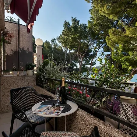 Apartment Mucrum Makarska Exterior photo