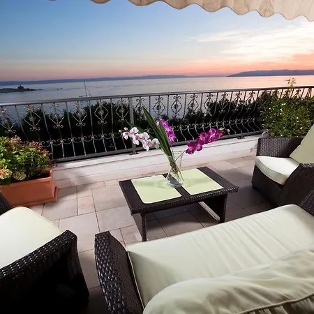 Apartment Mucrum Makarska Room photo
