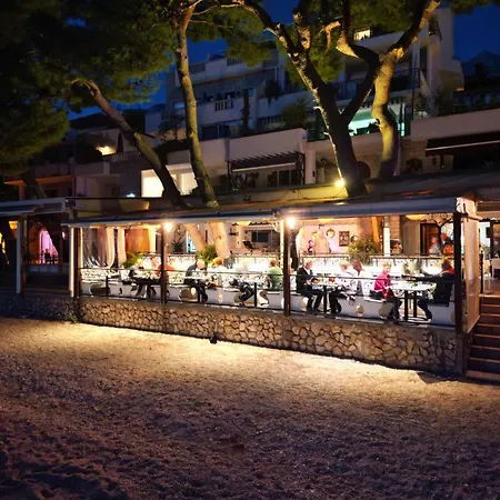 Apartment Mucrum Makarska Exterior photo